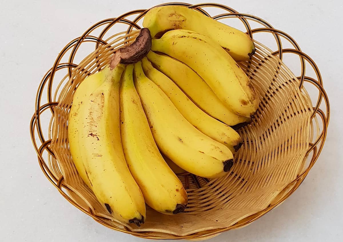 Yellow Bananas (1 bunch)